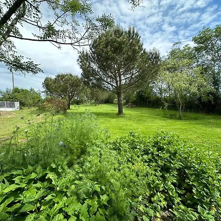Charmante Maison En Pleine Nature A Georges Sur Loire Semesterbostad